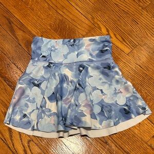 Old Navy Active Floral Blue Skort